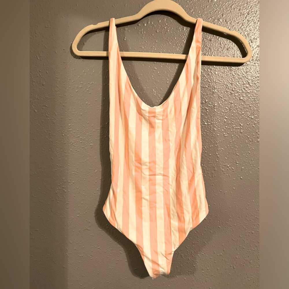 Stripped Dippin daisies thong swim wear